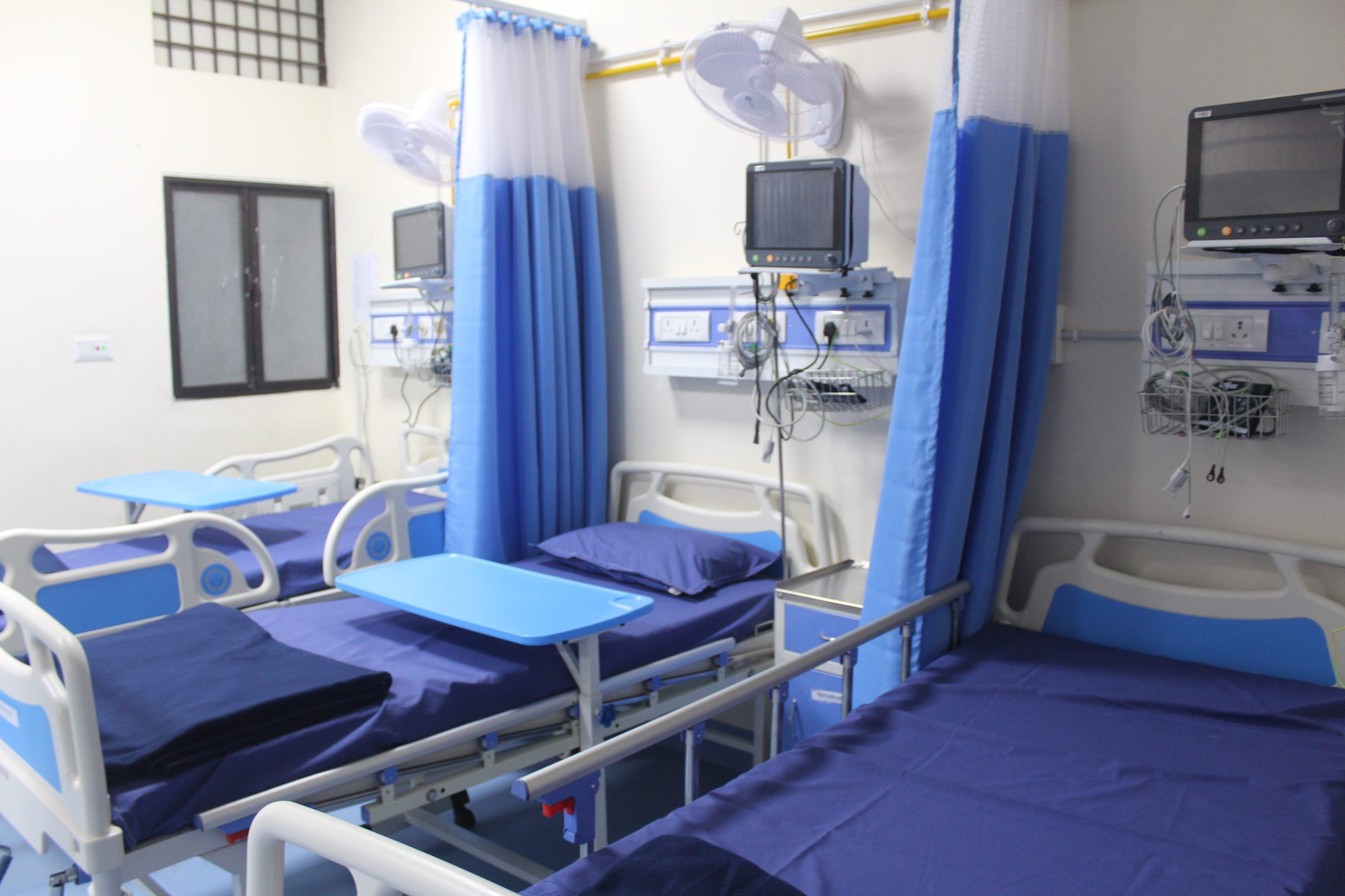 Chest, Trauma, and Neurology Hospital in Sagar private wards offer comfort, privacy, and a peaceful environment.